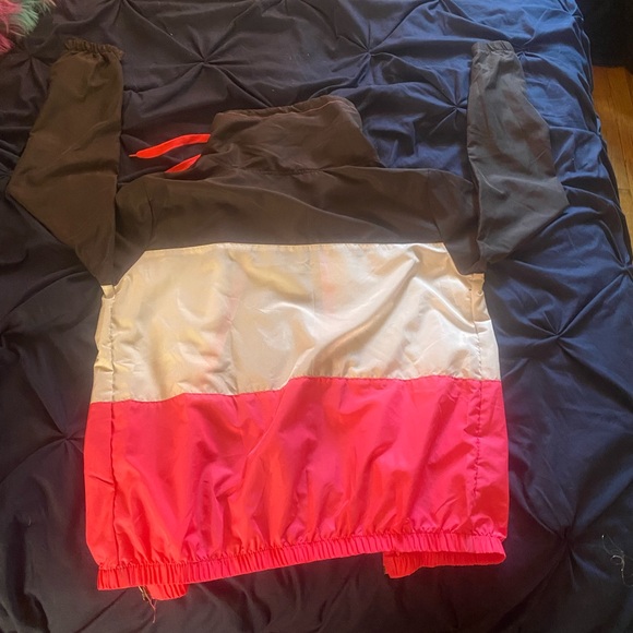 Windbreaker - Picture 2 of 2